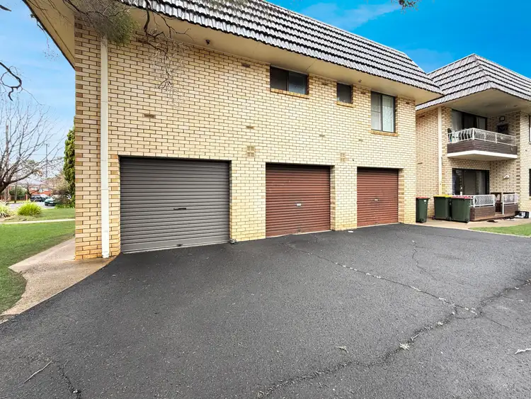 Second view of Homely unit listing, 2/7 George Street, Dubbo NSW 2830