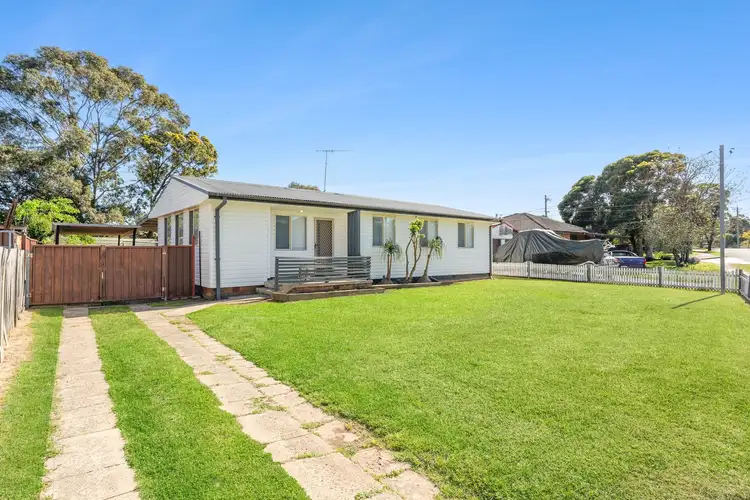 5 Tarawa Road, Lethbridge Park NSW 2770
