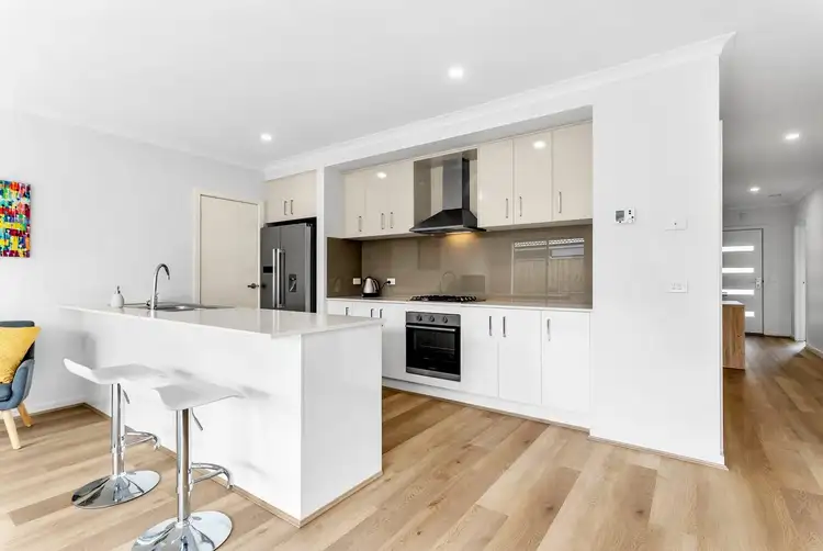 21 Hadley Street, Charlemont VIC 3217