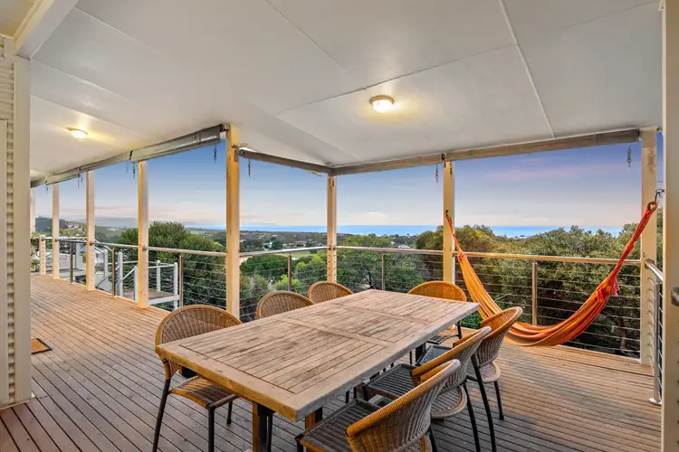 17 Stacey Drive, Carrickalinga SA 5204