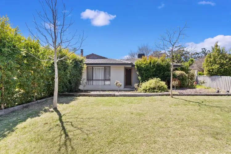 8 Nicholli Court, Ballajura WA 6066