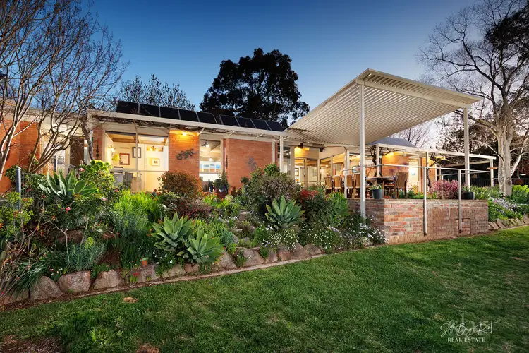 11 ARDERN PLACE, Wodonga VIC 3690