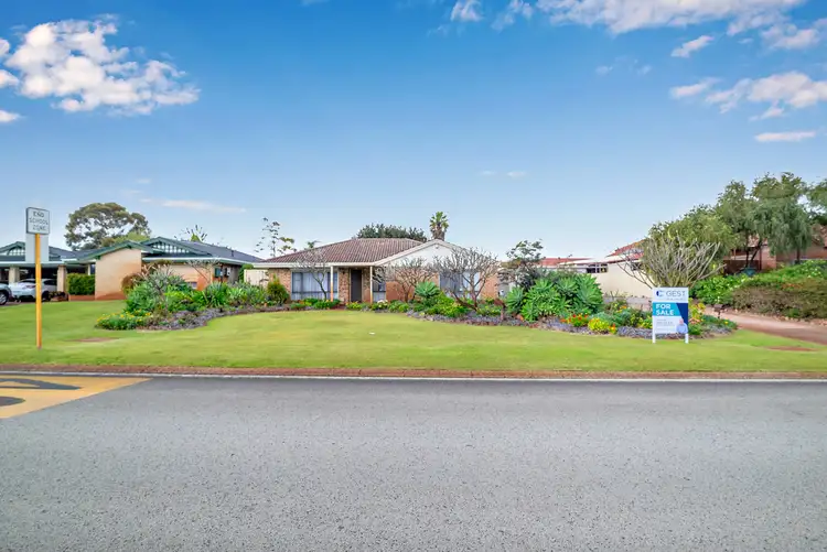 18 Pelican Parade, Ballajura WA 6066