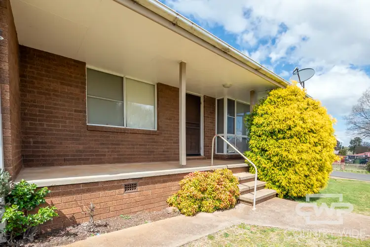 unit 1/9 Balblair Street, Guyra NSW 2365