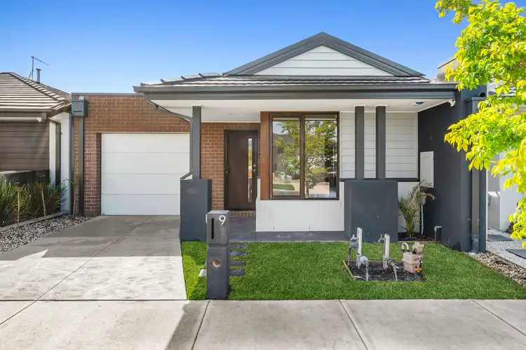 9 Fleurieu Circuit, Armstrong Creek VIC 3217