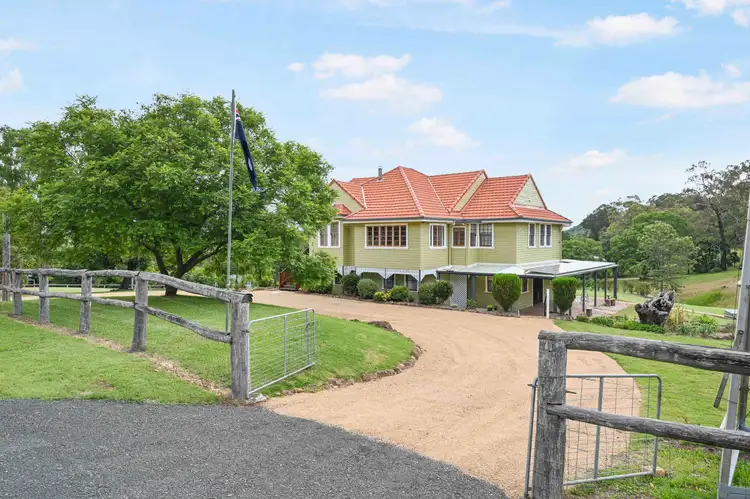 2 Valley View Drive, Meringandan West QLD 4352