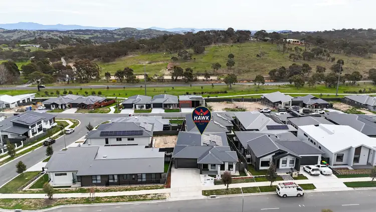 124 Edward Drive, Googong NSW 2620