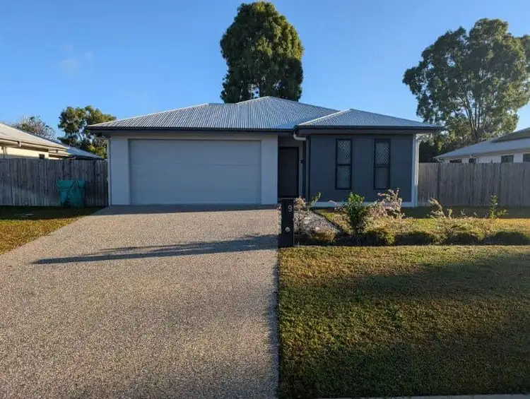 9 Shellwater Place, Bushland Beach QLD 4818