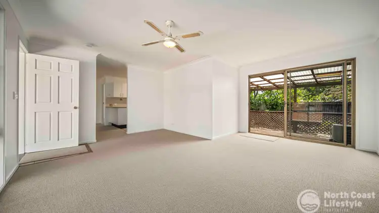 Fifth view of Homely house listing, 2 Bass Court, Ocean Shores NSW 2483