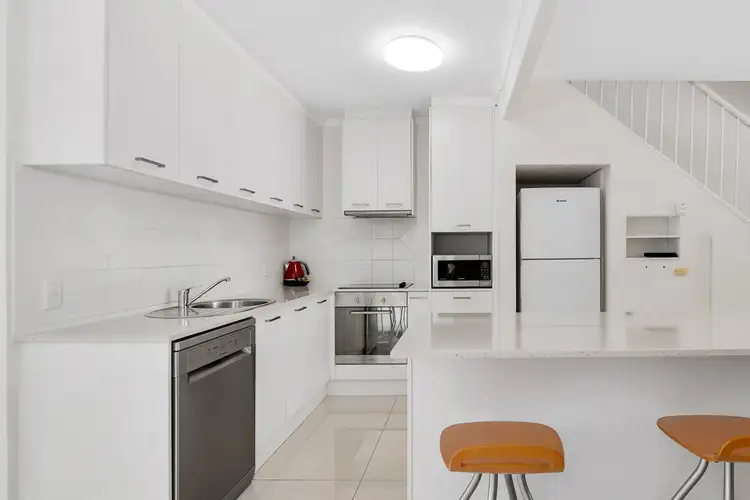 Fourth view of Homely townhouse listing, 25/8-16 Munna Crescent, Noosaville QLD 4566