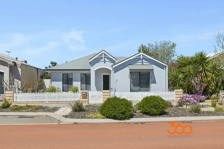 72 Neary Boulevard, Aveley WA 6069