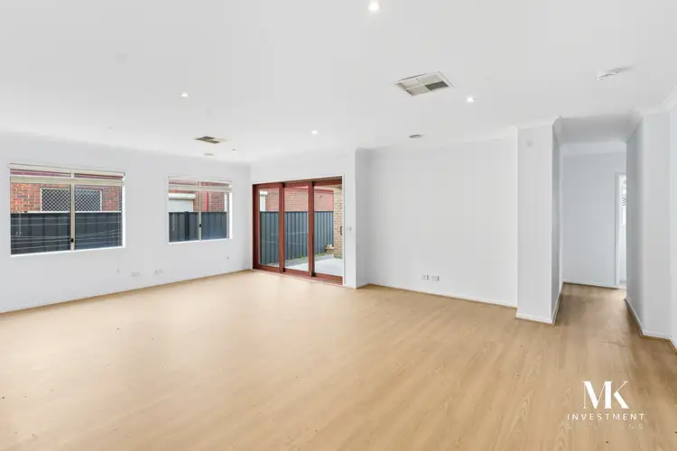 Fourth view of Homely house listing, 35 Brickwood Circuit, Craigieburn VIC 3064