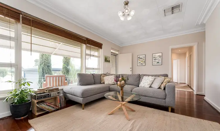 160 Collier Road, Embleton WA 6062