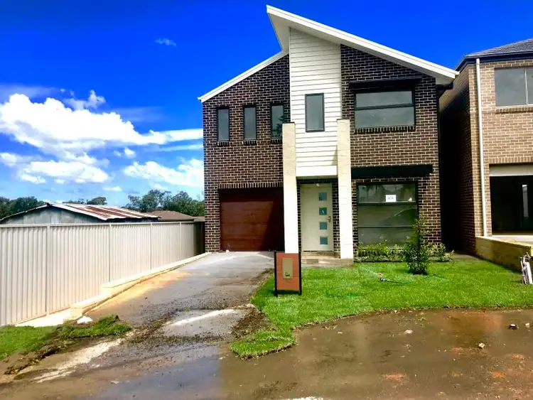 58 Mary Ann Drive, Glenfield NSW 2167