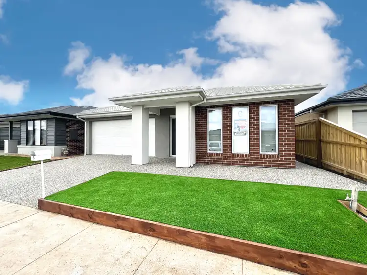 Main view of Homely house listing, 6 Trentino Grove, Fraser Rise VIC 3336