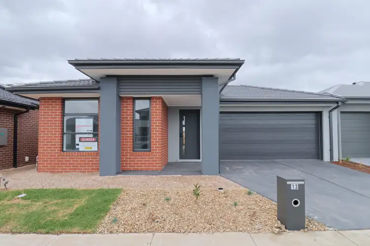 13 Mirage Avenue, Berwick VIC 3806