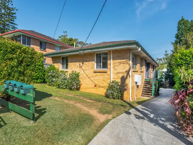 Main view of Homely unit listing, 1/35 Percy Street, Tarragindi QLD 4121