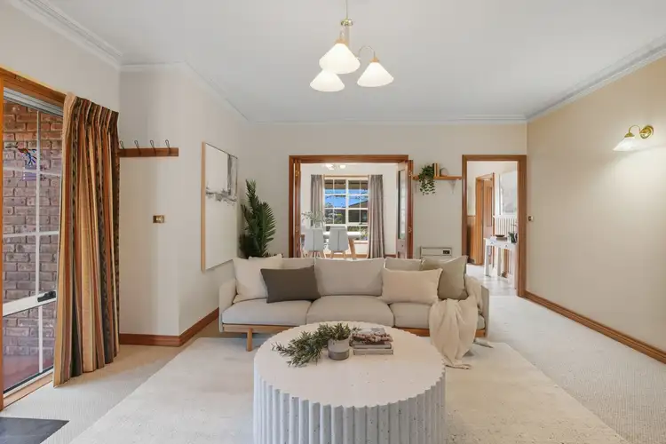 8 Virginia Grove, Prospect Vale TAS 7250