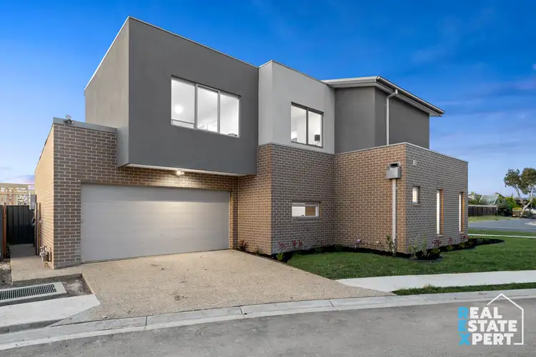 Second view of Homely unit listing, 2 Wavy Circuit, Officer VIC 3809