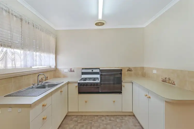 Fourth view of Homely unit listing, 15 Juliani Place, Portland VIC 3305