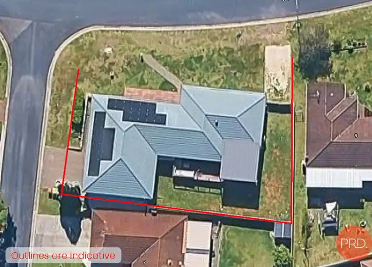 Second view of Homely house listing, 11 Yara Crescent, Maryland NSW 2287