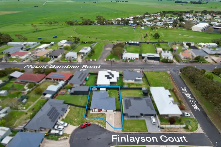 Second view of Homely house listing, 4 Finlayson Court, Millicent SA 5280