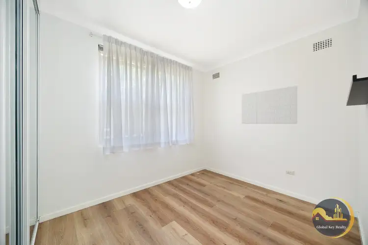 Fifth view of Homely unit listing, 2/14-16 Gloucester Road, Hurstville NSW 2220