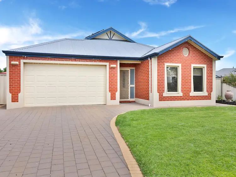 4 Suffolk Drive, Mildura VIC 3500