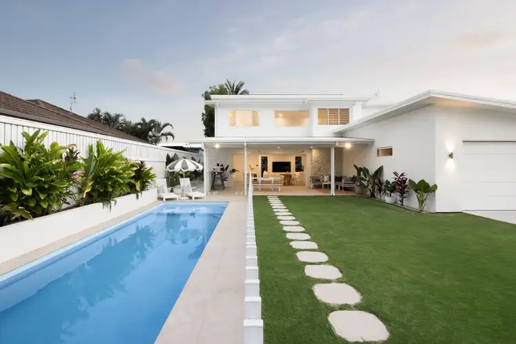 19 Lawrence Street, Mooloolaba QLD 4557
