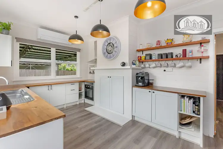 Second view of Homely house listing, 7 Lorna Court, Portland VIC 3305