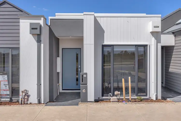 17 Callaway Street, Mambourin VIC 3024