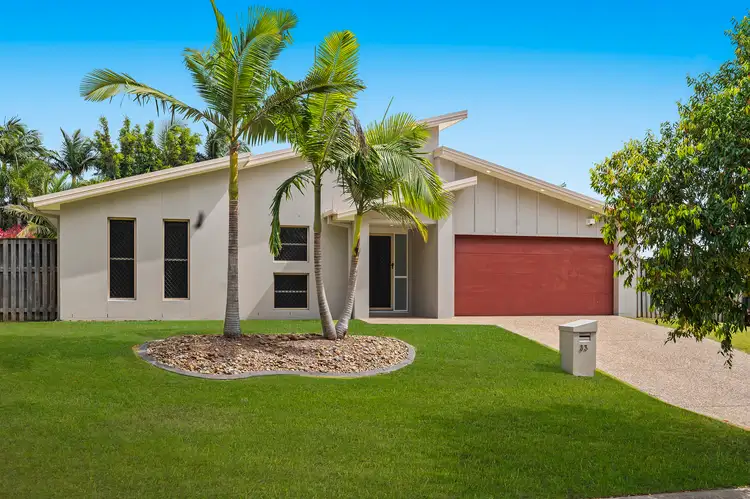 33 CARMARTHEN CIRCUIT, Pacific Pines QLD 4211