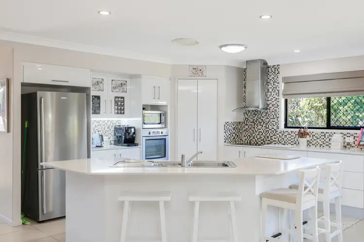 Third view of Homely house listing, 9 Parkview Drive, Rosslyn QLD 4703