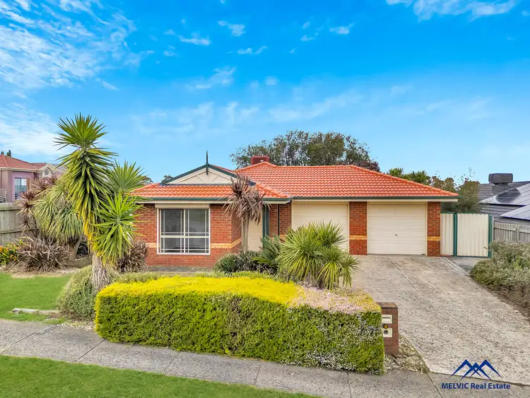 8 Gilbert Place, Berwick VIC 3806