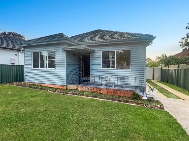 220 Waterloo Road, Greenacre NSW 2190