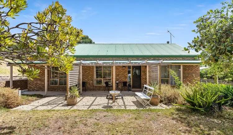 17 Matthews Street, Encounter Bay SA 5211