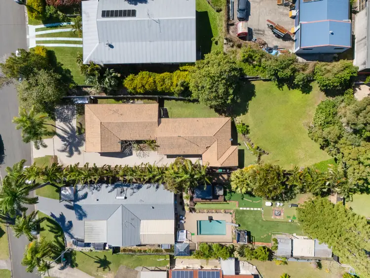 1 & 2/11 PINDARI STREET, Maroochydore QLD 4558