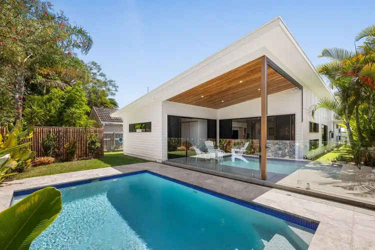 15 Palm Avenue, Coolum Beach QLD 4573