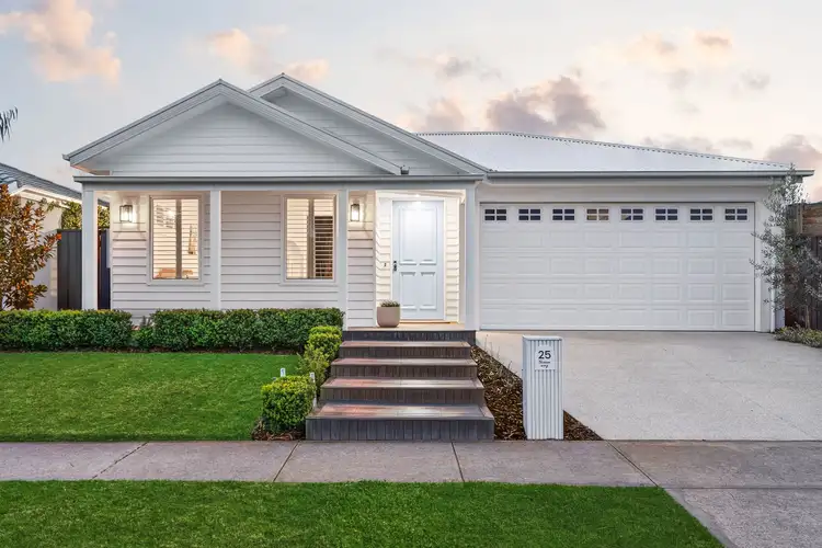 25 Thrive Avenue, Mount Duneed VIC 3217
