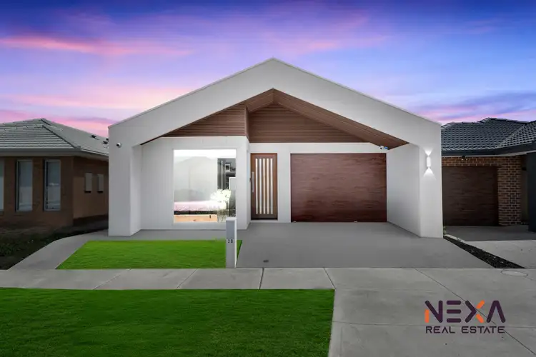 20 Petersfield Way, Donnybrook VIC 3064
