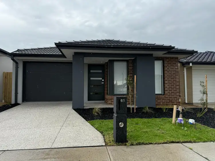61 Pobblebonk Crescent, Clyde North VIC 3978