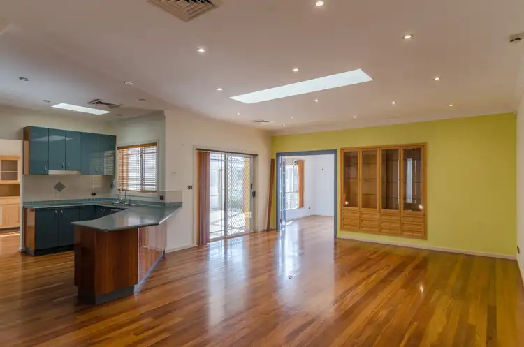 Fifth view of Homely house listing, 9 Sillwood Place, West Hoxton NSW 2171