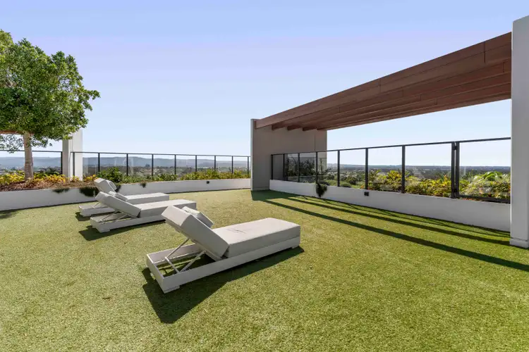 40704/2 Main Street, Varsity Lakes QLD 4227