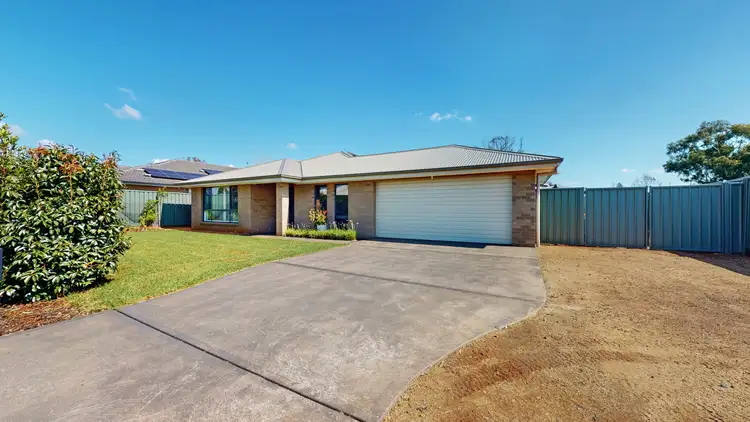 45 Lincoln Parkway, Dubbo NSW 2830