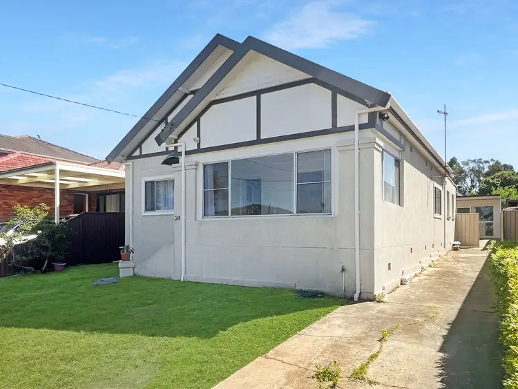 24 Gosling Street, Greenacre NSW 2190