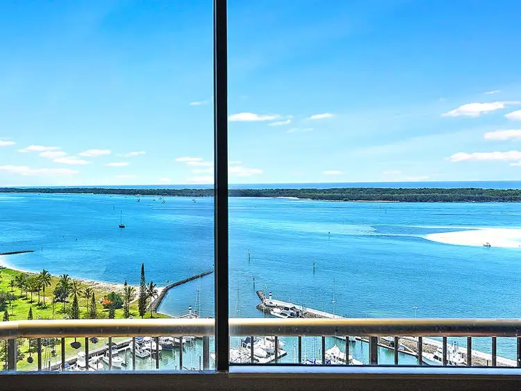 65/17 Bayview Street, Runaway Bay QLD 4216