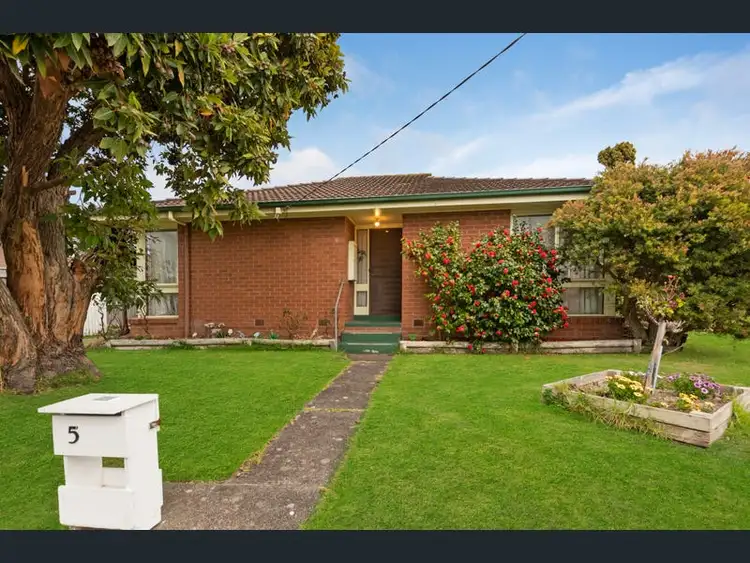 Main view of Homely house listing, 5 Sheville Grove, Warrnambool VIC 3280