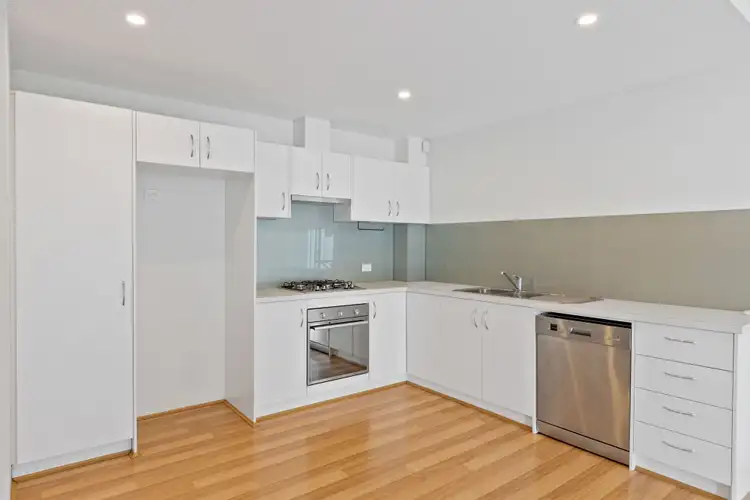 Fifth view of Homely unit listing, 2/119 Epsom Avenue, Redcliffe WA 6104