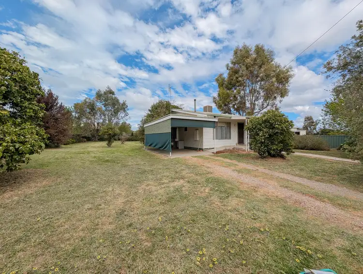 24 Bertoli Street, Boort VIC 3537