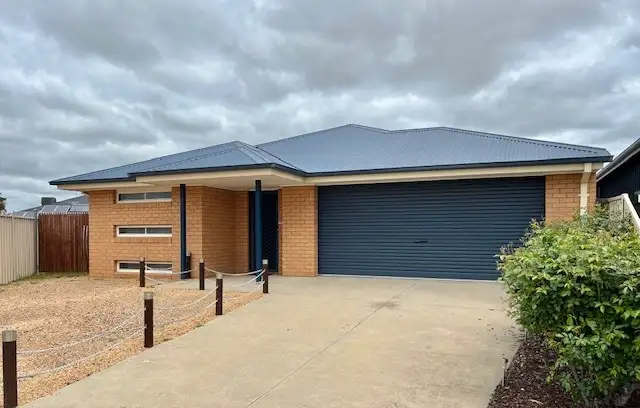 19 Lakeviews Circuit, Yarrawonga VIC 3730